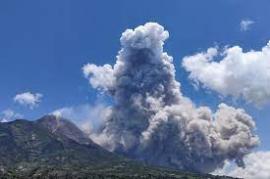 Cuaca Meningkat, Gunung Merapi erupsi
